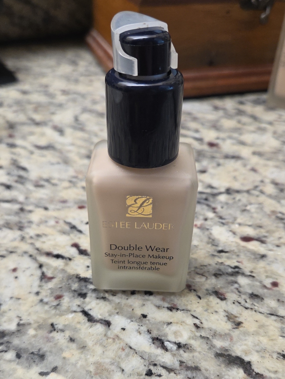 Estee Lauder Double Wear Foundation – 0N1 ALABASTER